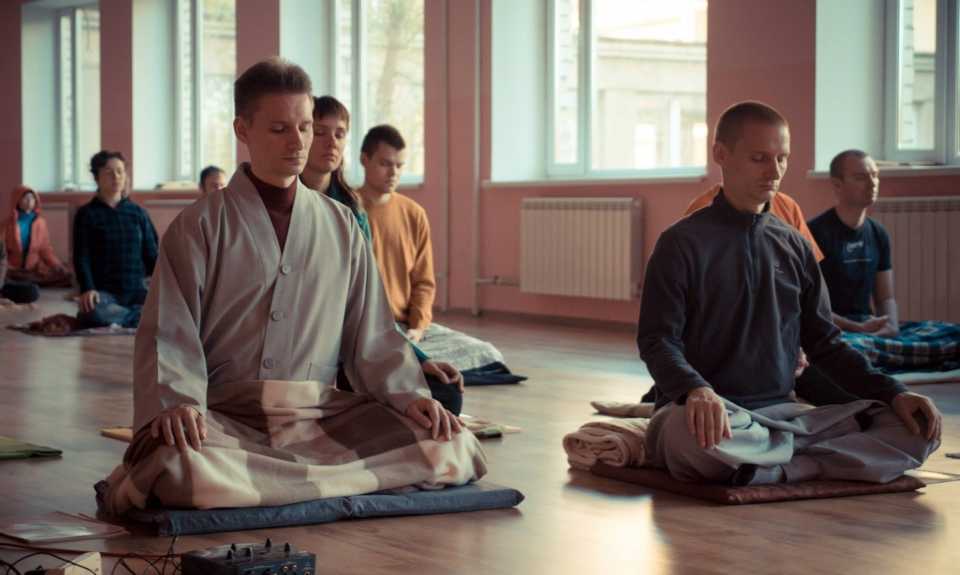 Випассана по гоенке – наш опыт 10-дневной медитации