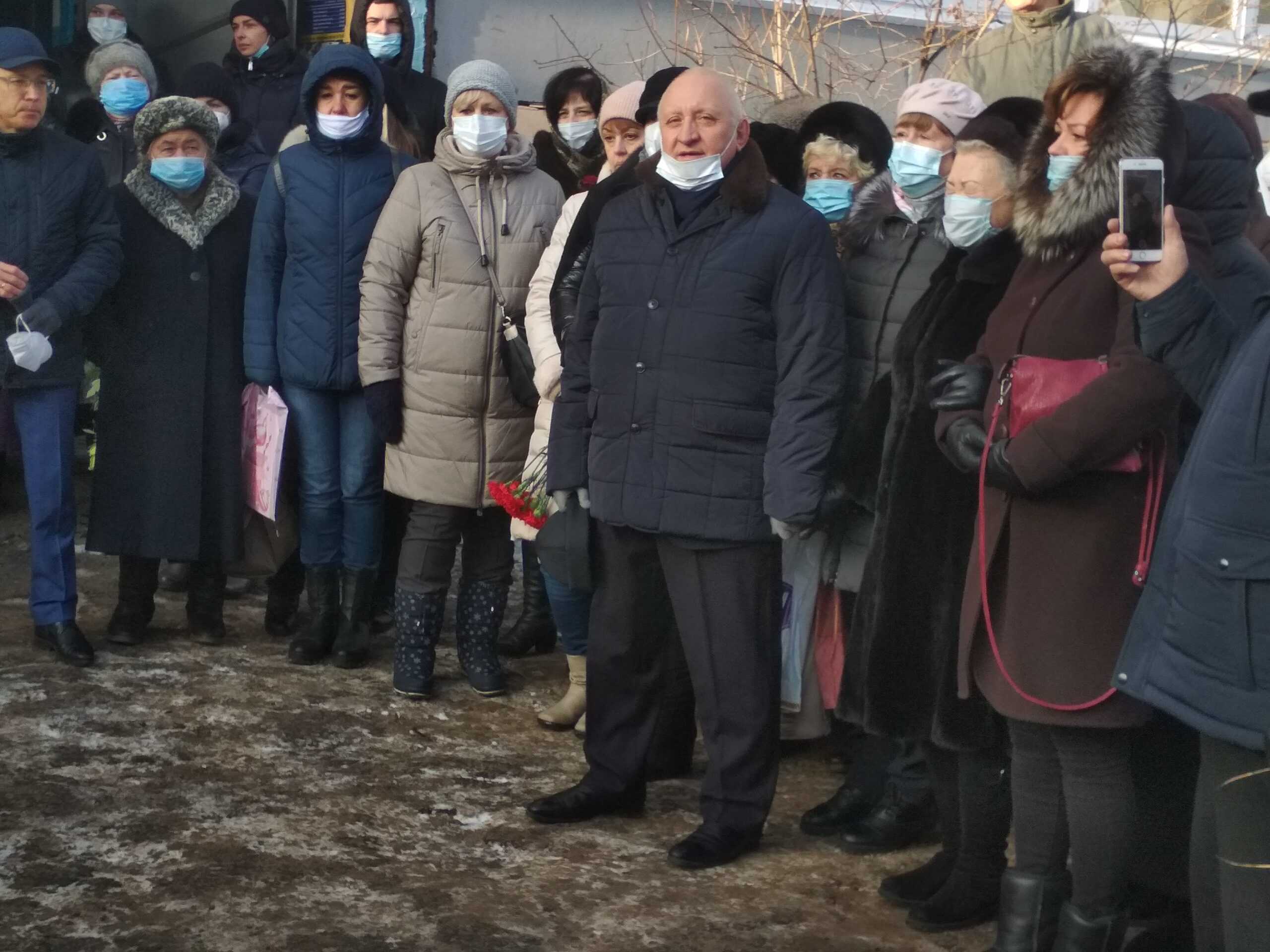 10 сентября 2017 года. В Ульяновске похоронили детей. Прощание с учителем.