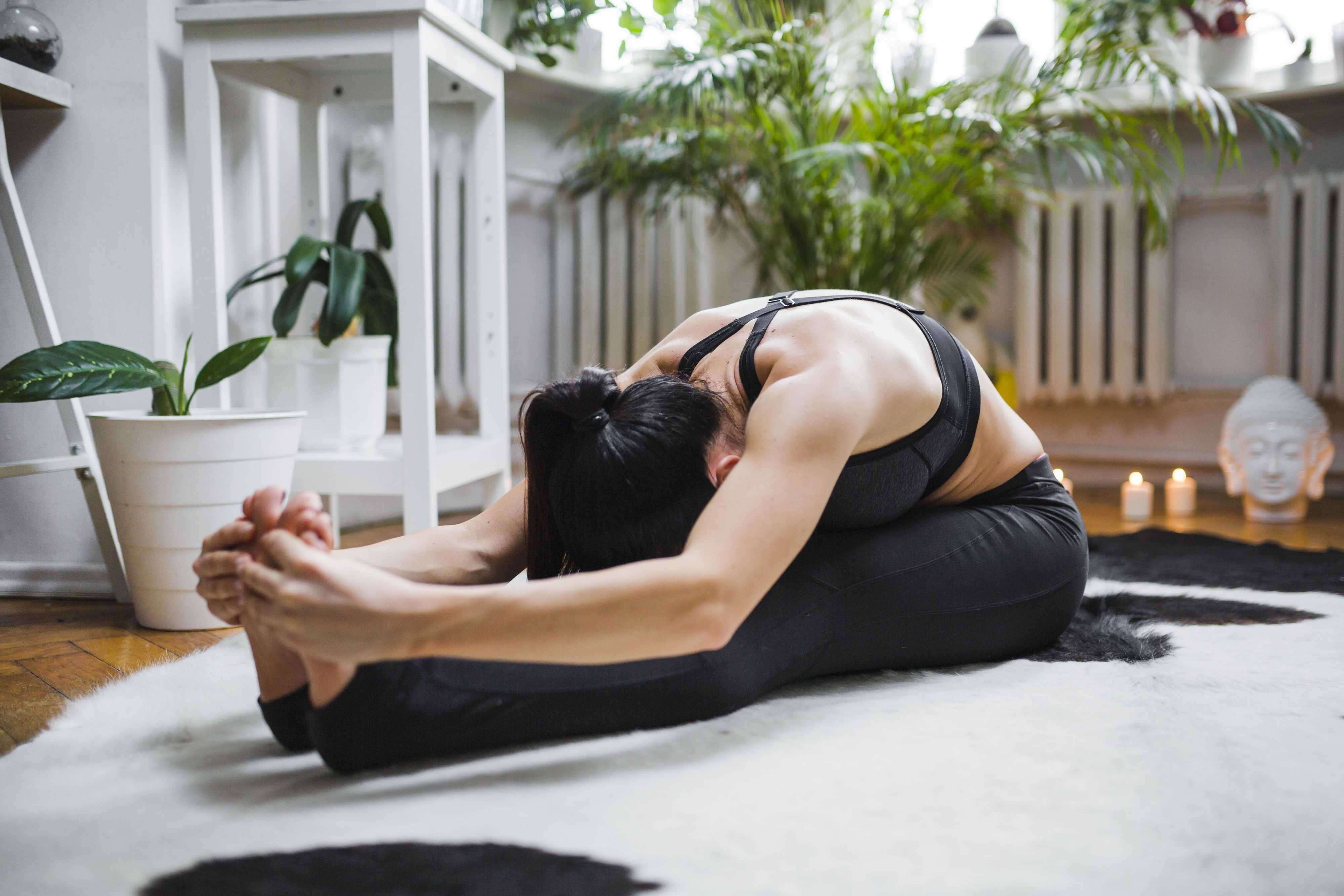Йога для начинающих: комплекс в домашних условиях