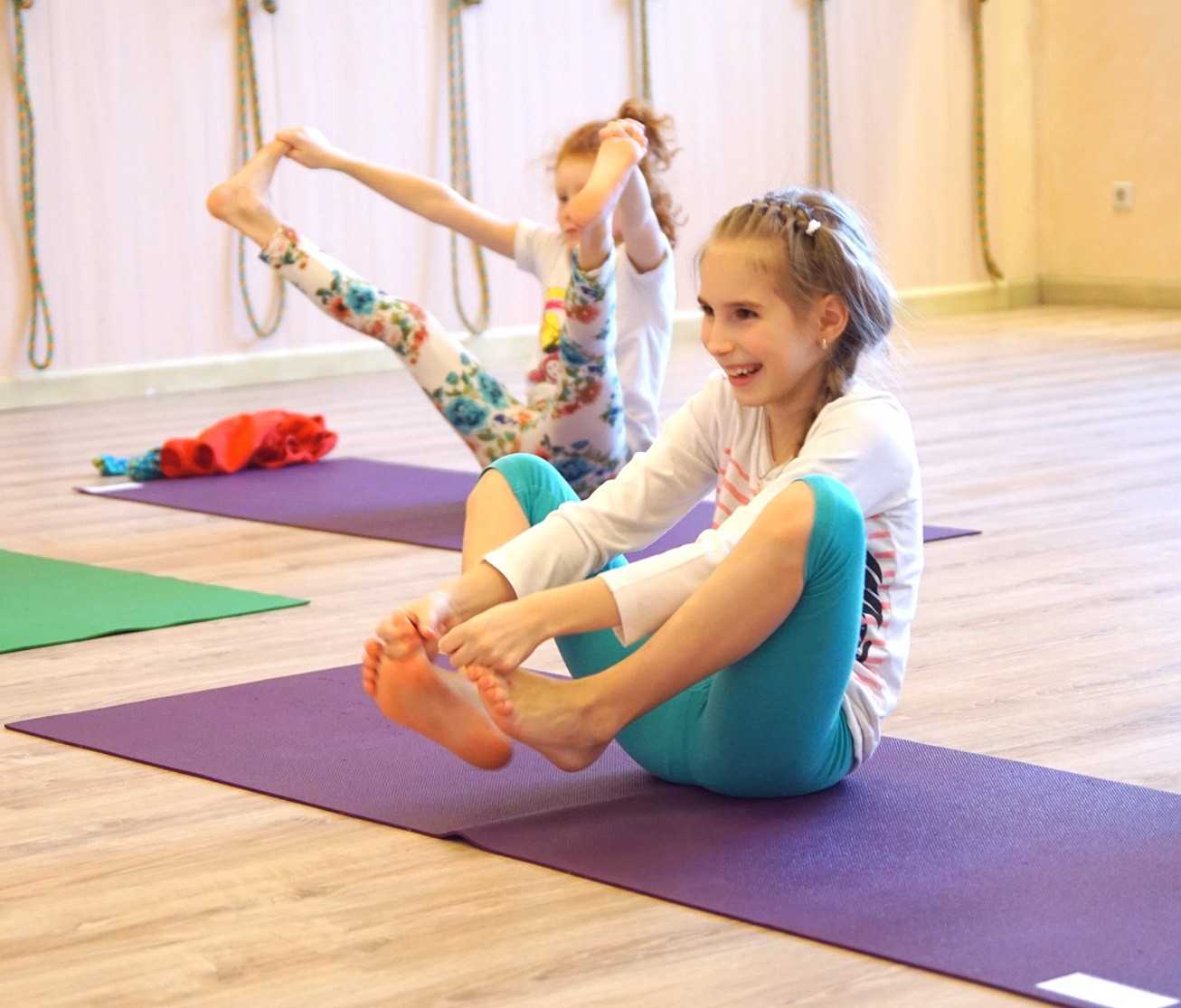 Йога для детей: гармонично, весело и полезно